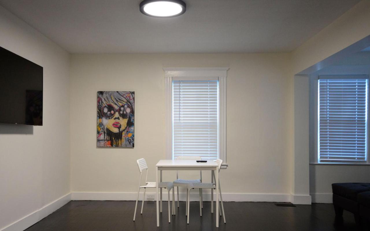 Modern Two Bedroom Condo - Boston Stoneham Eksteriør bilde